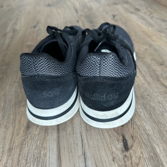 Adidas Running shoes - Picture 3 of 5